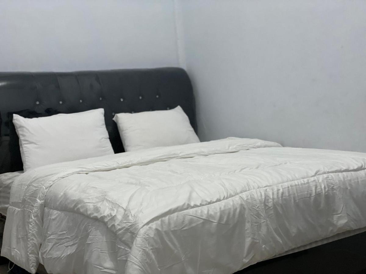 Khalisa Home Syariah Pontianak Kültér fotó