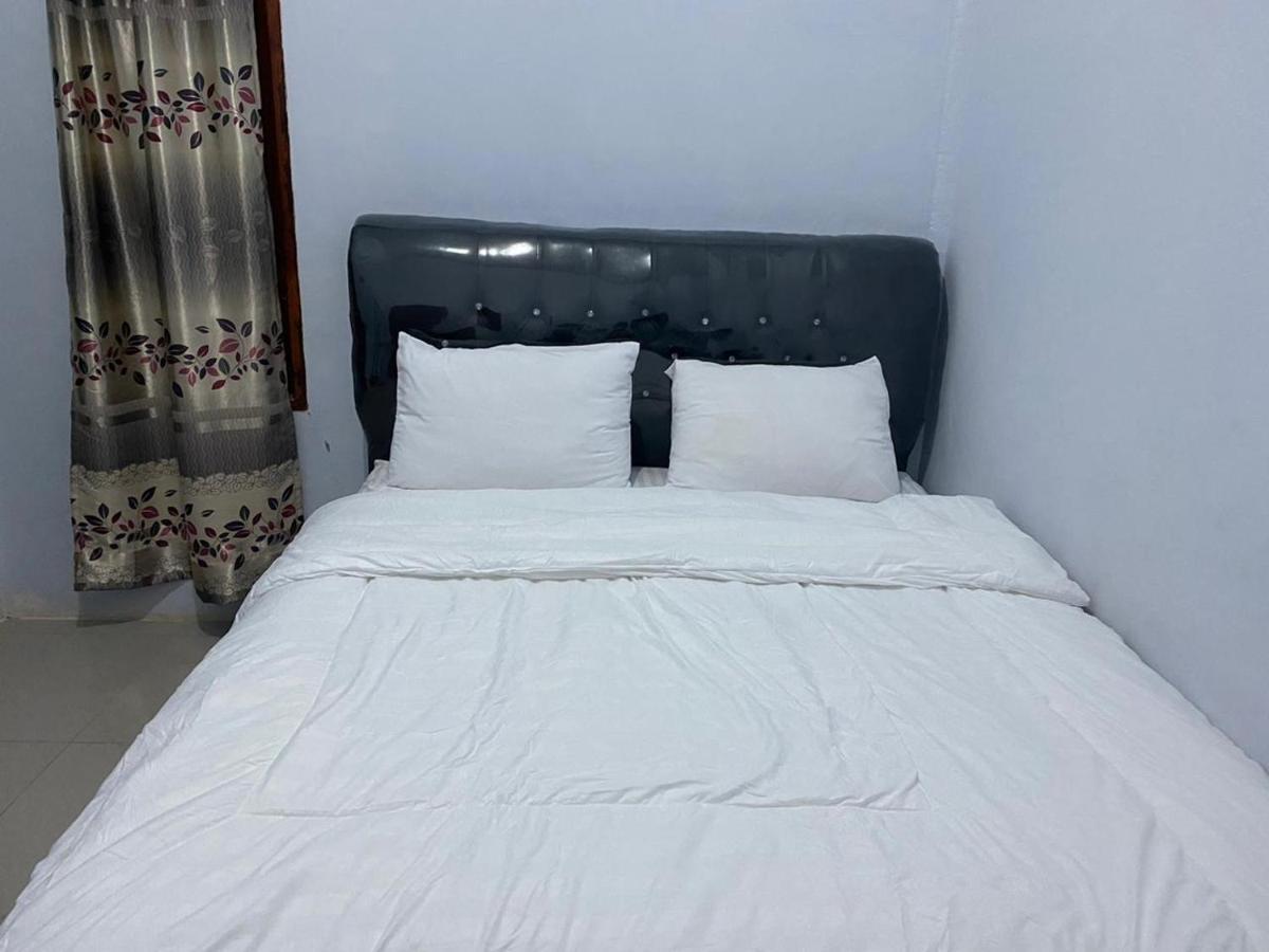 Khalisa Home Syariah Pontianak Kültér fotó